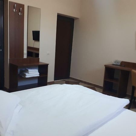 Victoria 1 Apartment Къмпина Екстериор снимка