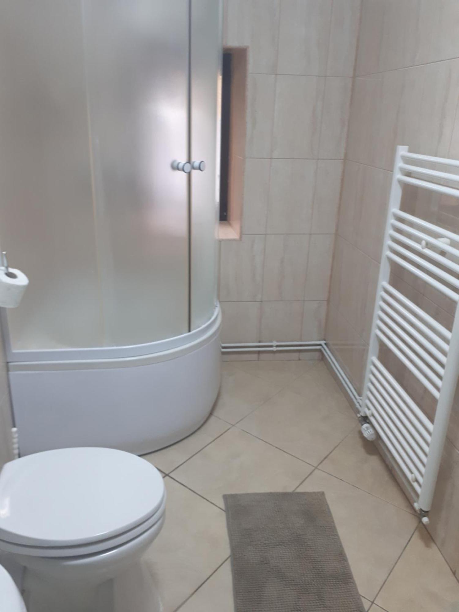 Victoria 1 Apartment Къмпина Екстериор снимка