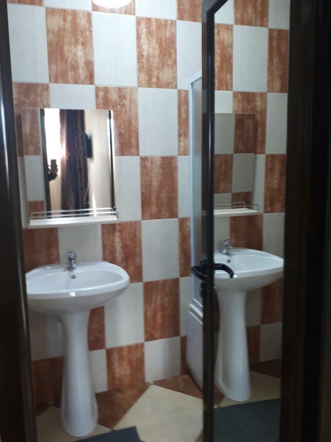 Victoria 1 Apartment Къмпина Стая снимка