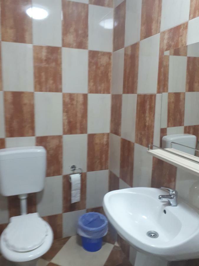 Victoria 1 Apartment Къмпина Стая снимка